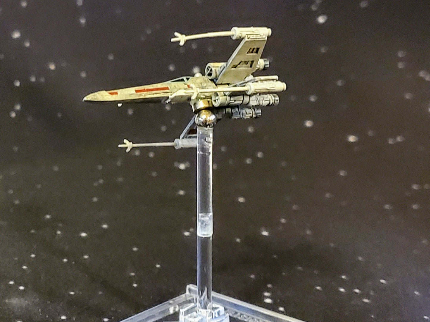 T-65 X-wing (Alternate Gray with Movable Foils) w/ MAGNETIC base